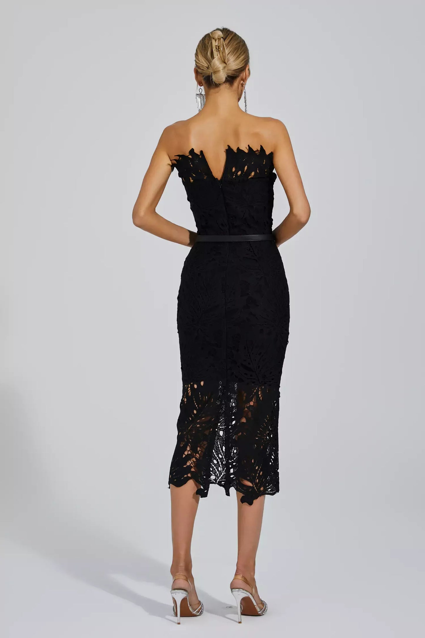 Lace Strapless Midi Evening Dress – Elegant & Captivating