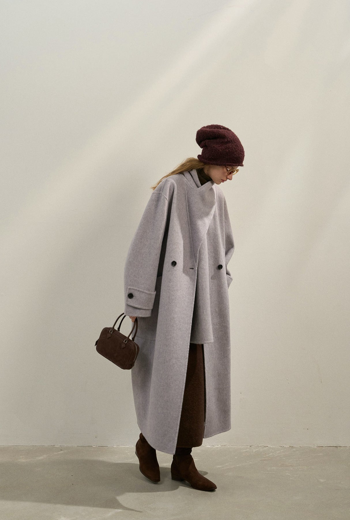 Premium Lamb Wool Shawl Collar Coat – Soft & Elegant Winter Overcoat