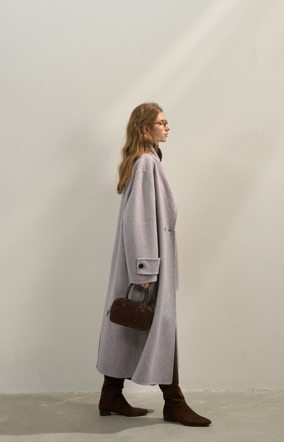 Premium Lamb Wool Shawl Collar Coat – Soft & Elegant Winter Overcoat