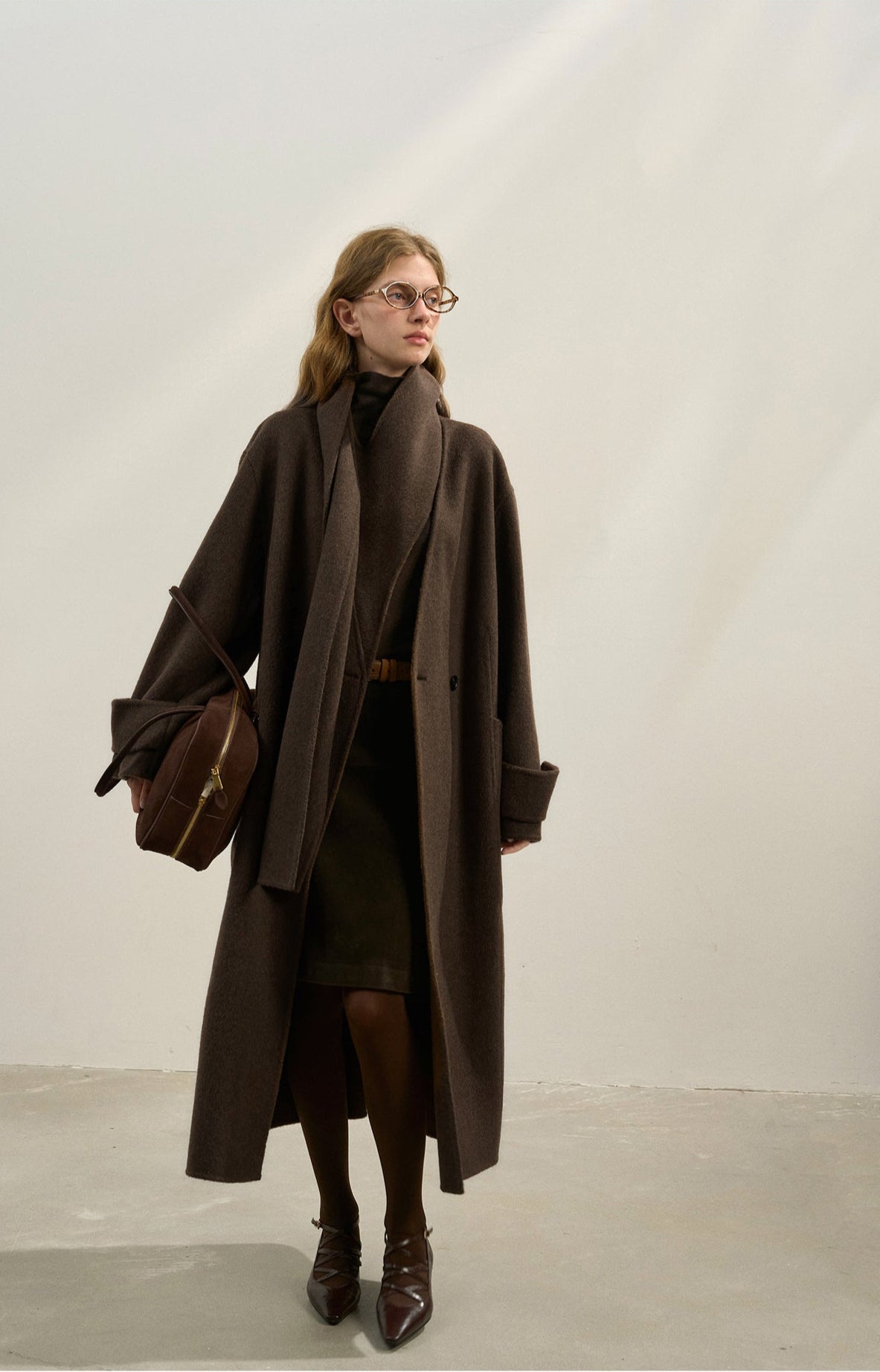 Premium Lamb Wool Shawl Collar Coat – Soft & Elegant Winter Overcoat