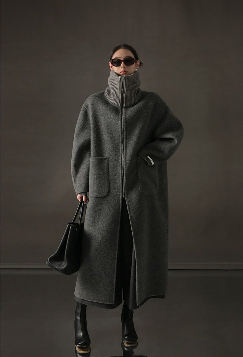 High Wool Content Long Coat with Mock Neck – Relaxed Fit, Zipper Front