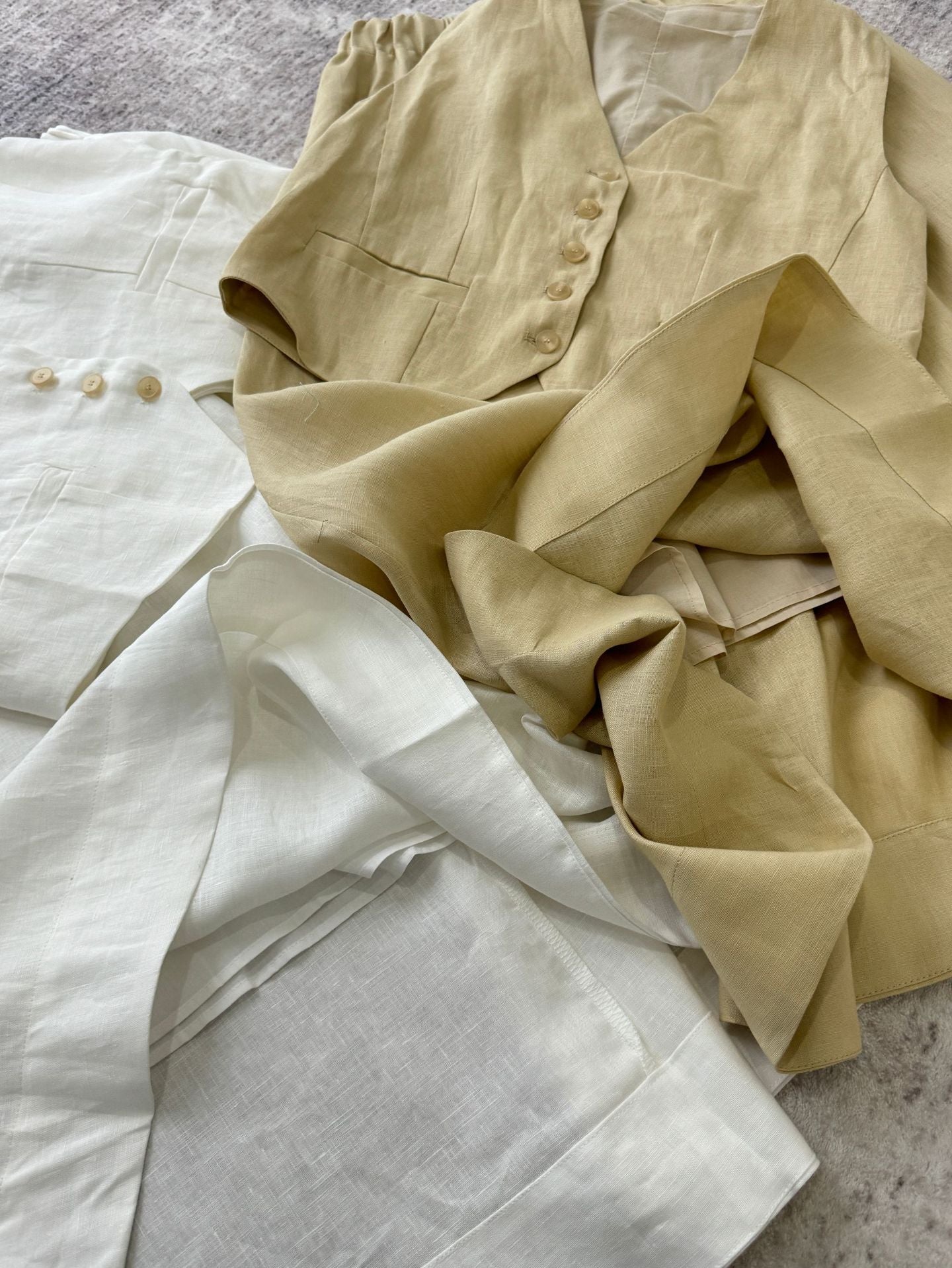 Linen Vest & Midi Skirt Set – Timeless Summer Elegance