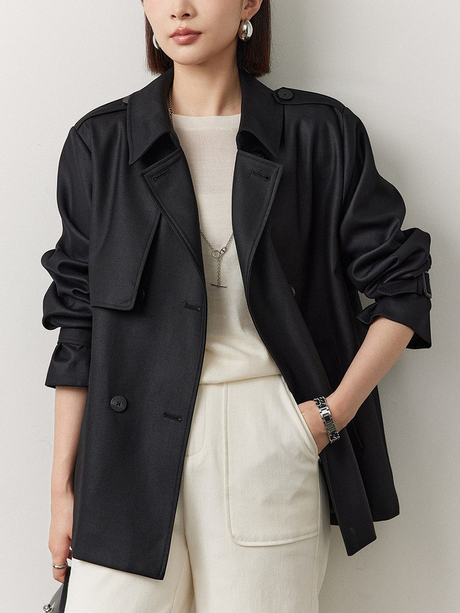 Double-Breasted Short Trench Coat – Timeless Urban Elegance