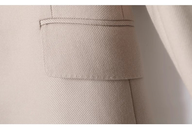 Tailored Grace – Classic Wool Blend Blazer