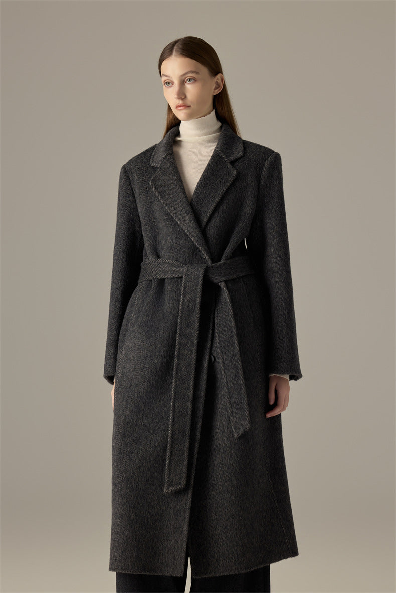 Cashmere Wool Structured Shoulder Coat – Timeless Elegance for Cold Days
