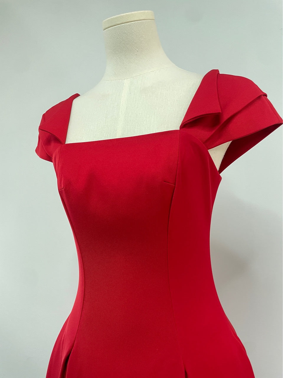 Apricot One-Shoulder Ruched Ball Gown – Elegant Crinkle Texture