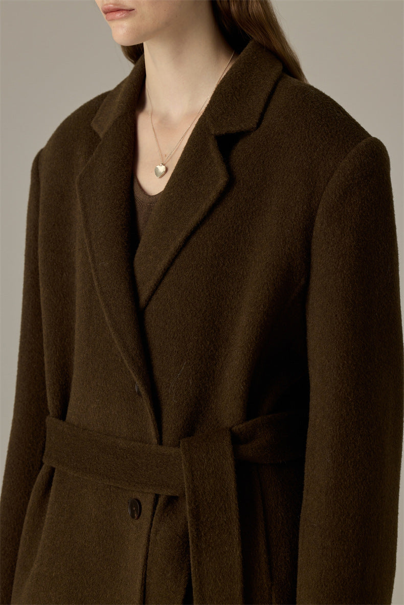 Cashmere Wool Structured Shoulder Coat – Timeless Elegance for Cold Days