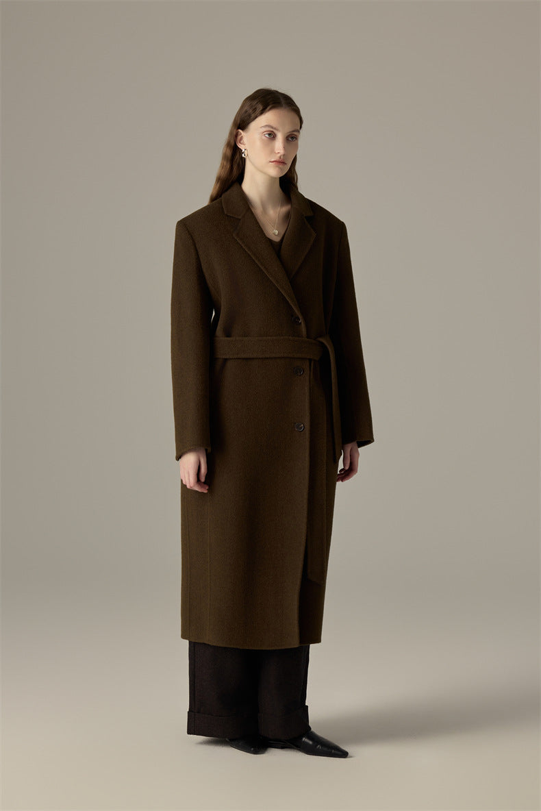 Cashmere Wool Structured Shoulder Coat – Timeless Elegance for Cold Days