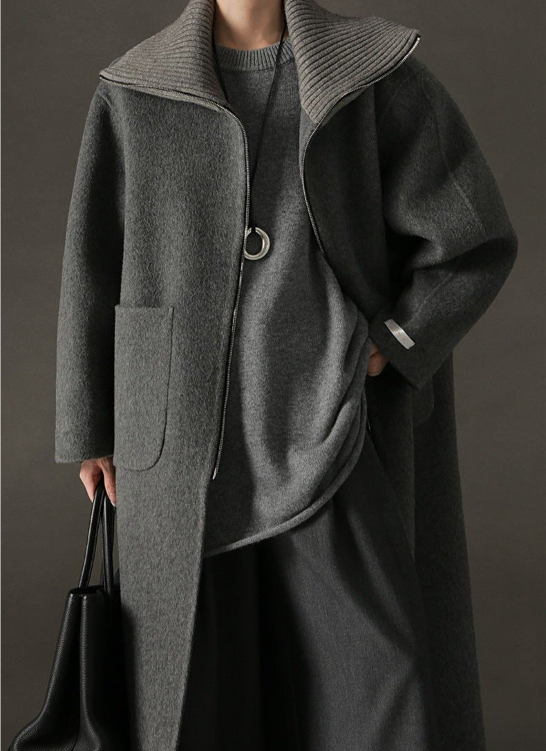 High Wool Content Long Coat with Mock Neck – Relaxed Fit, Zipper Front