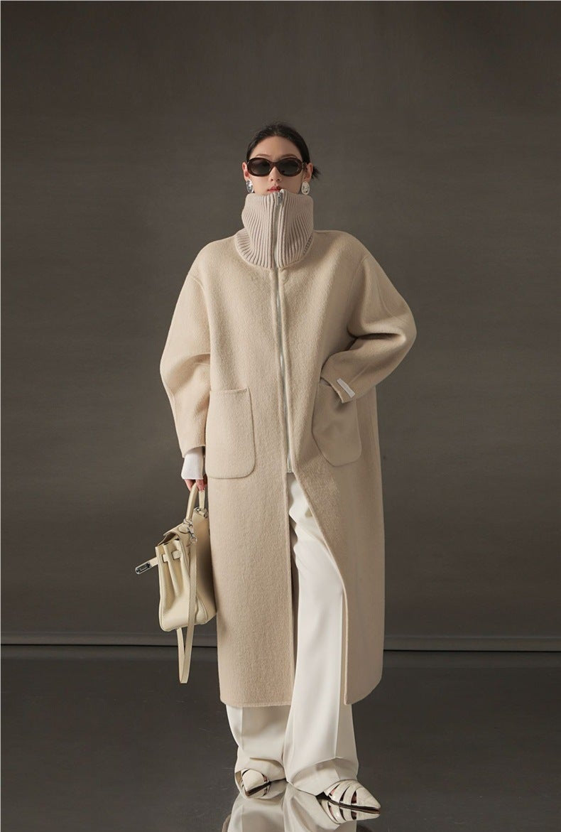 High Wool Content Long Coat with Mock Neck – Relaxed Fit, Zipper Front