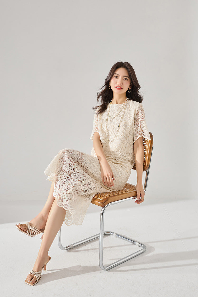 Lace-Trimmed 2-Piece Cotton Set – French-Inspired Elegance