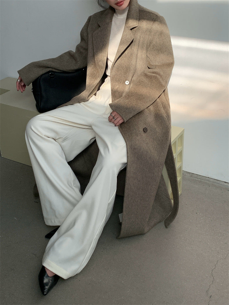 Cashmere Wool Structured Shoulder Coat – Timeless Elegance for Cold Days