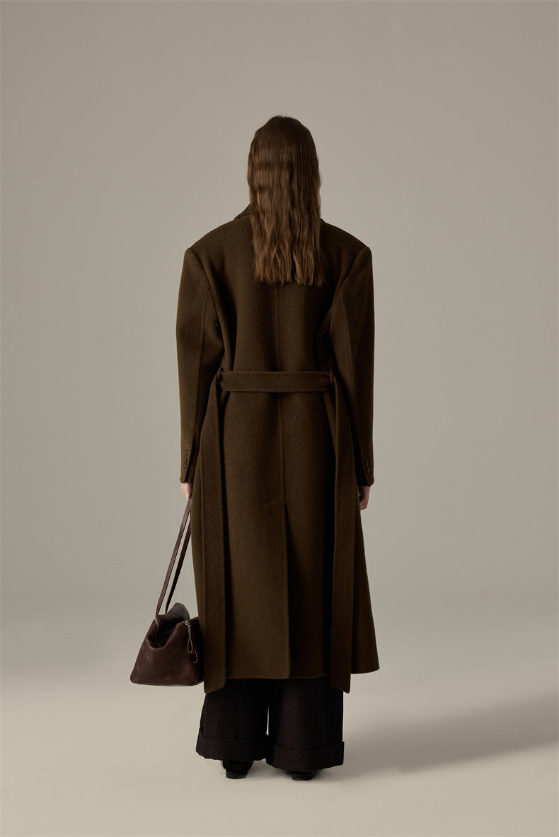 Cashmere Wool Structured Shoulder Coat – Timeless Elegance for Cold Days