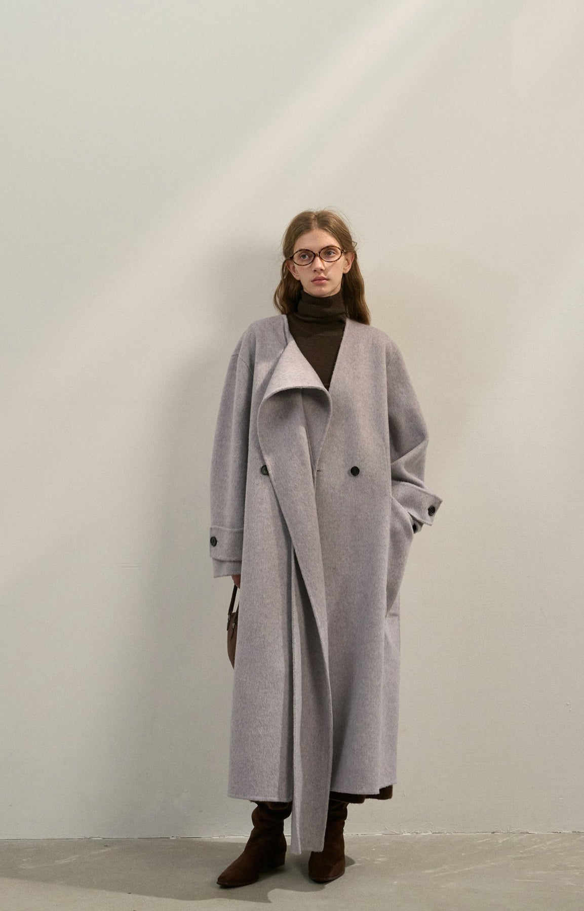 Premium Lamb Wool Shawl Collar Coat – Soft & Elegant Winter Overcoat