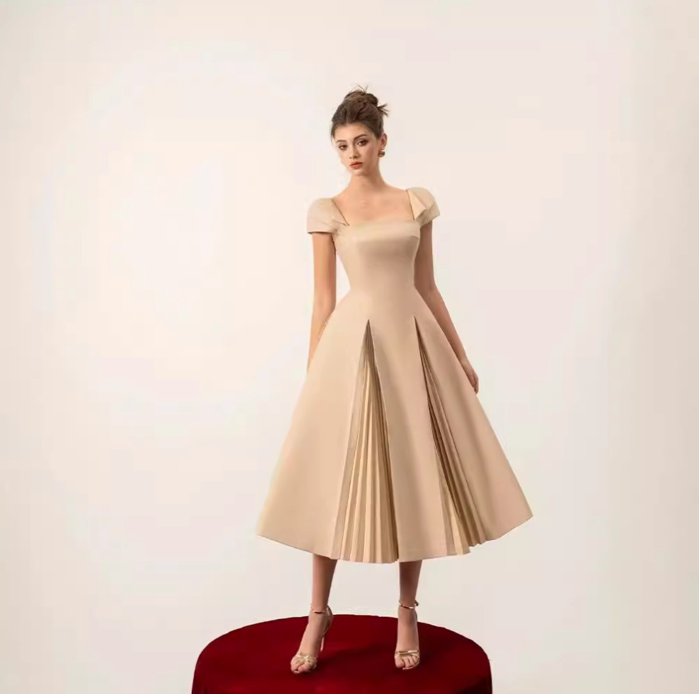 Apricot One-Shoulder Ruched Ball Gown – Elegant Crinkle Texture