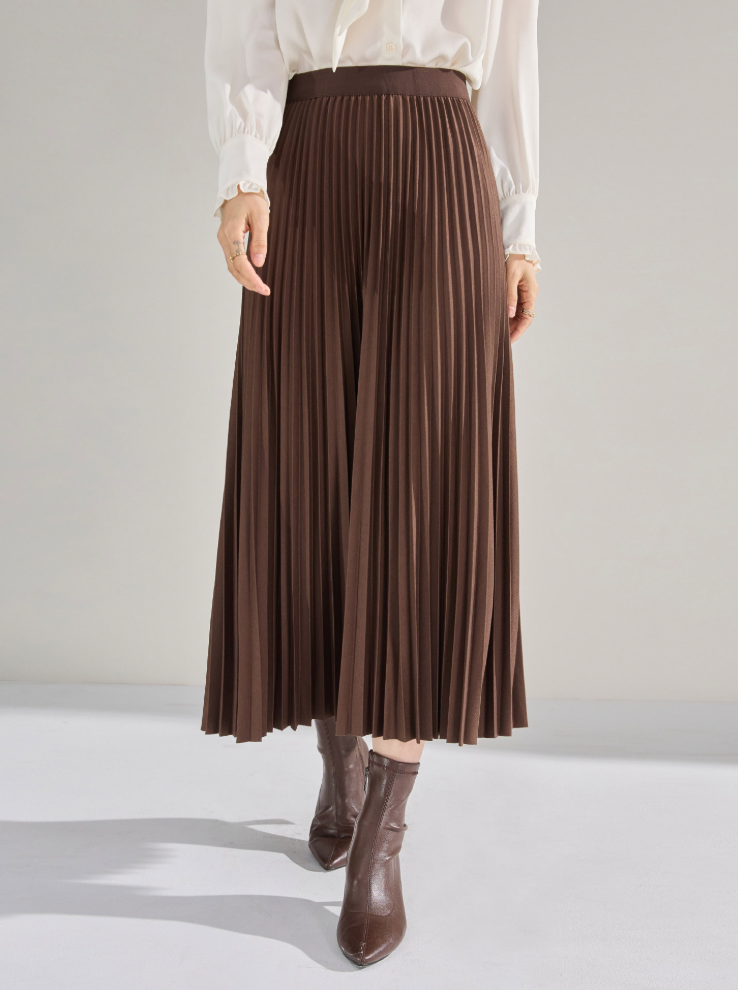 High-Waisted Pleated Midi Skirt – Elegant & Everyday Comfort