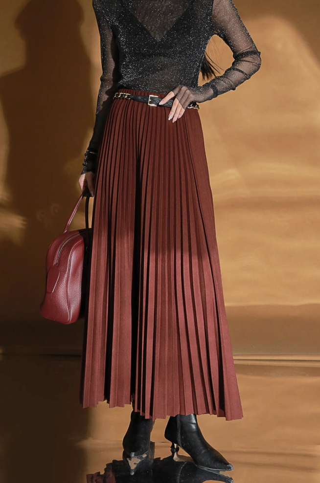 Pleated Knit Midi Skirt – Cashmere Blend Comfort & Elegance