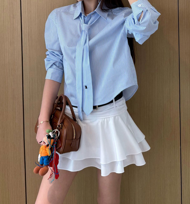Detachable Tie Cropped Shirt