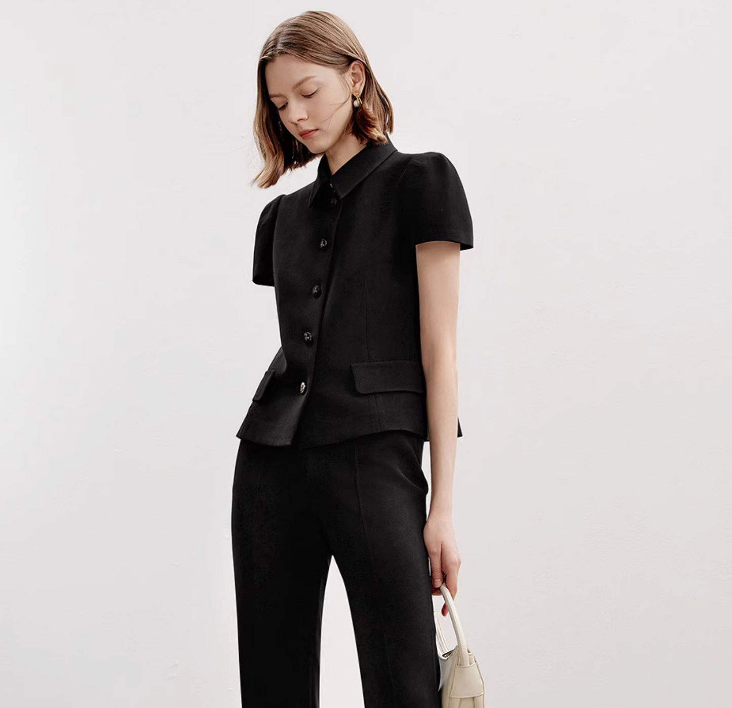 Modern Elegance Buttoned Cropped Jacket – Timeless French Style