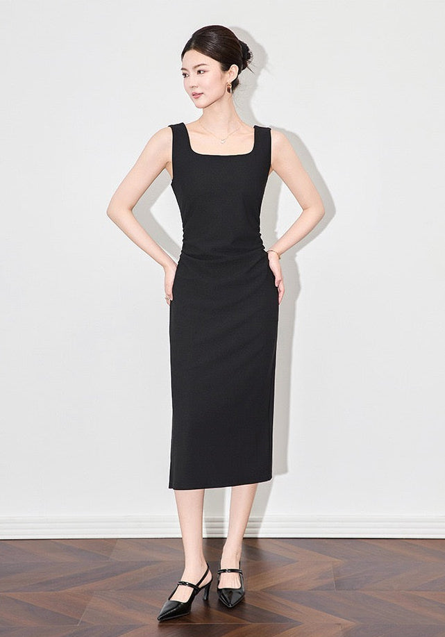 Amélie Noir Lace Contrast Maxi Dress