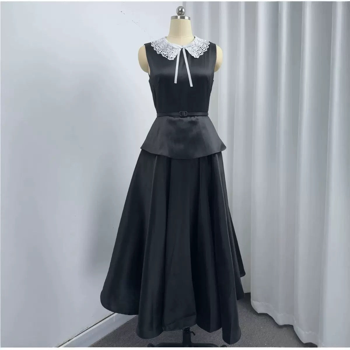 Victoria Bow Collar Maxi Dress