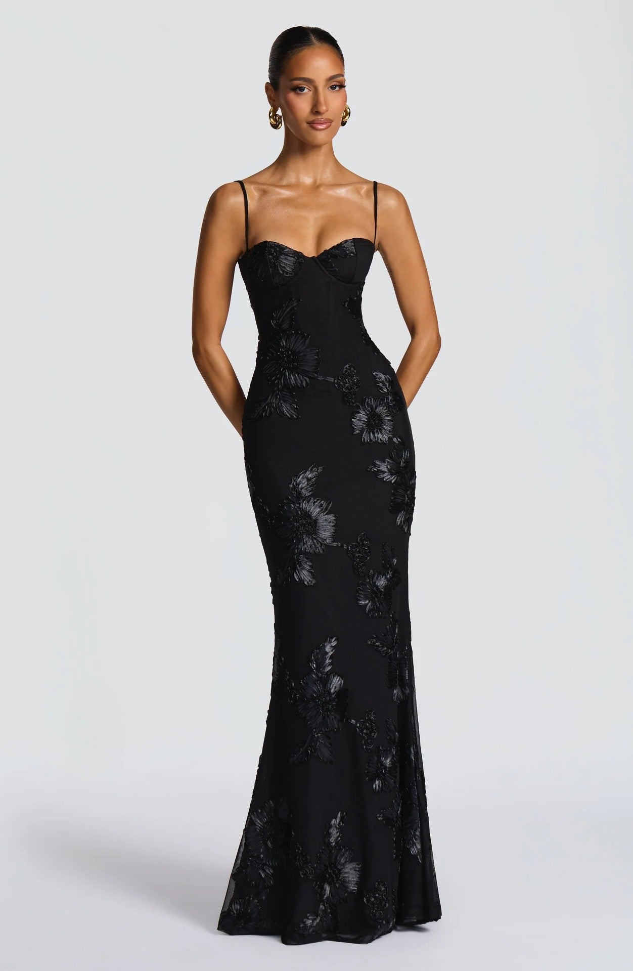 Aura 3D Floral Backless Maxi Dress