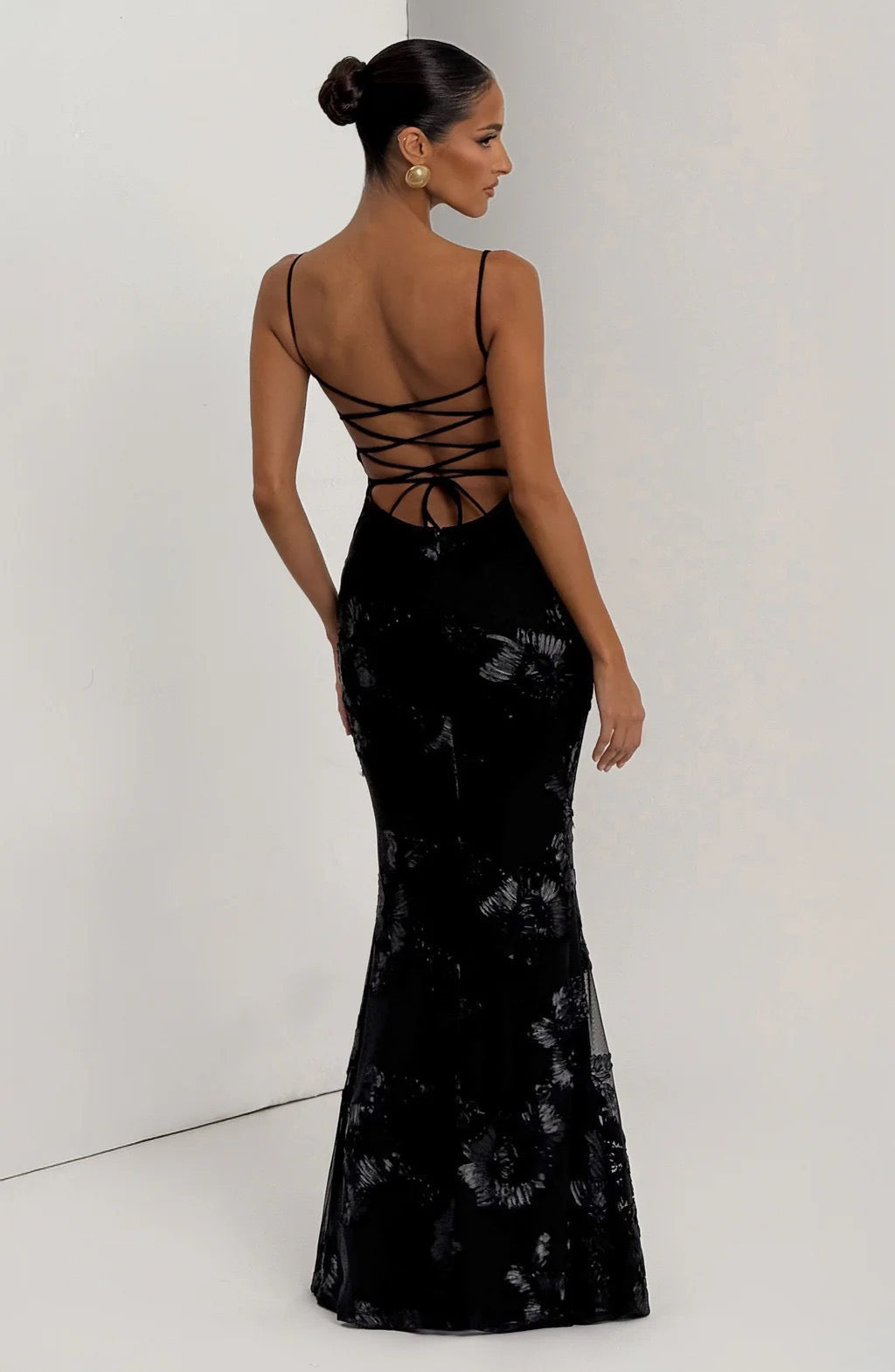 Aura 3D Floral Backless Maxi Dress