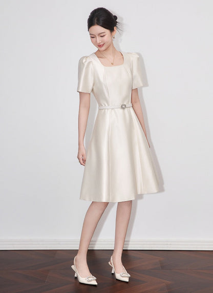 Élodie Square Neck Midi Dress