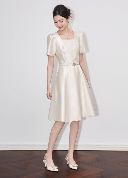 Élodie Square Neck Midi Dress