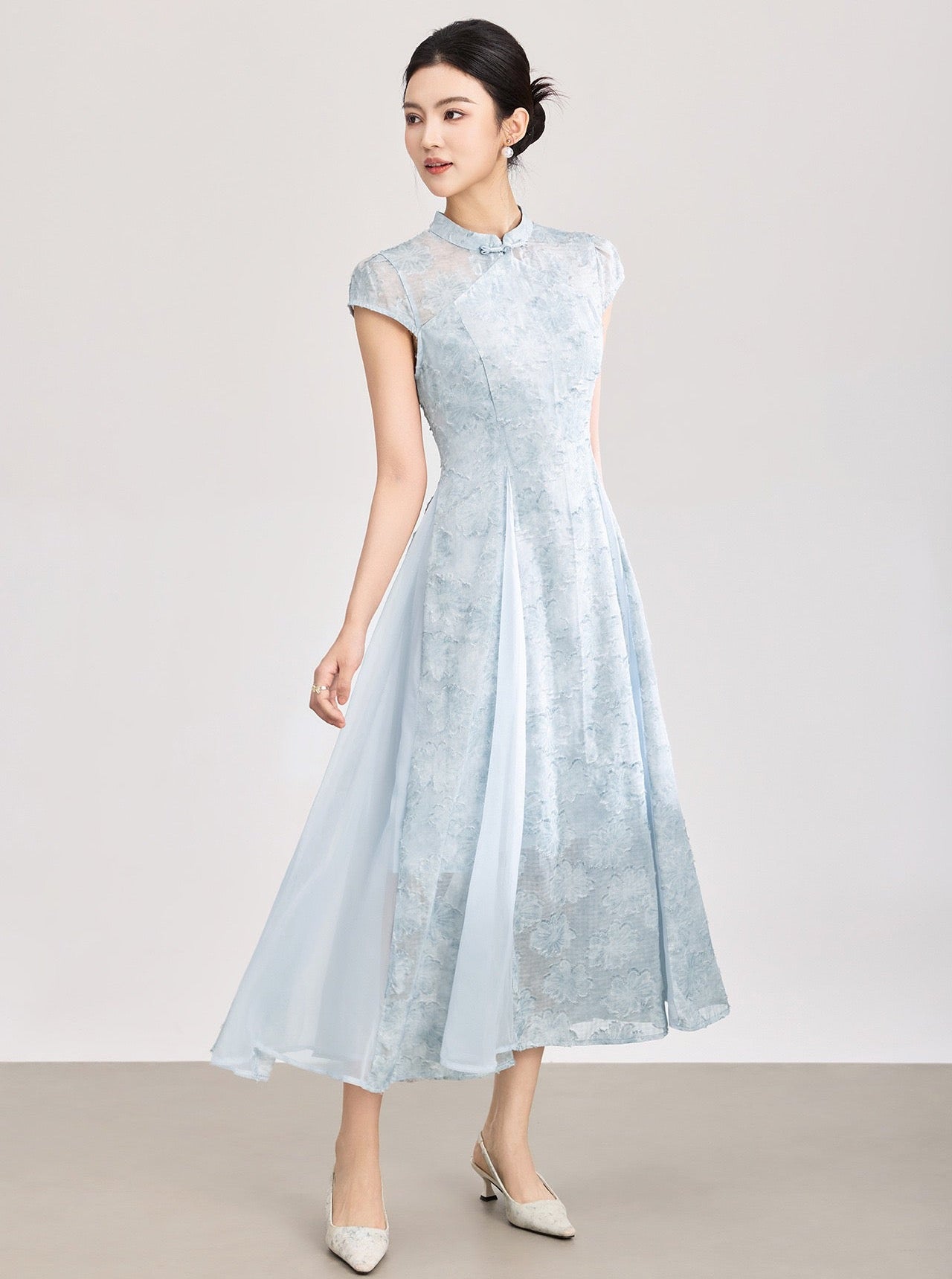 Valentina Embroidered Floral Maxi Dress