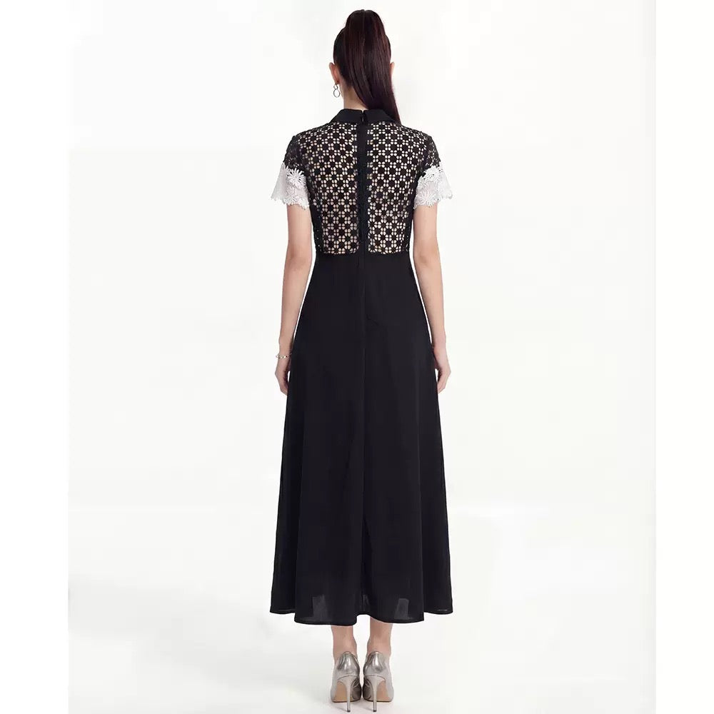 Vivienne Noir Lace Maxi Dress