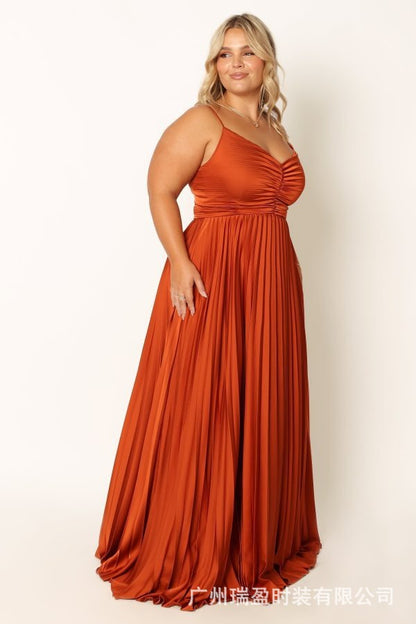 Elegant Pleated Backless Maxi Dress