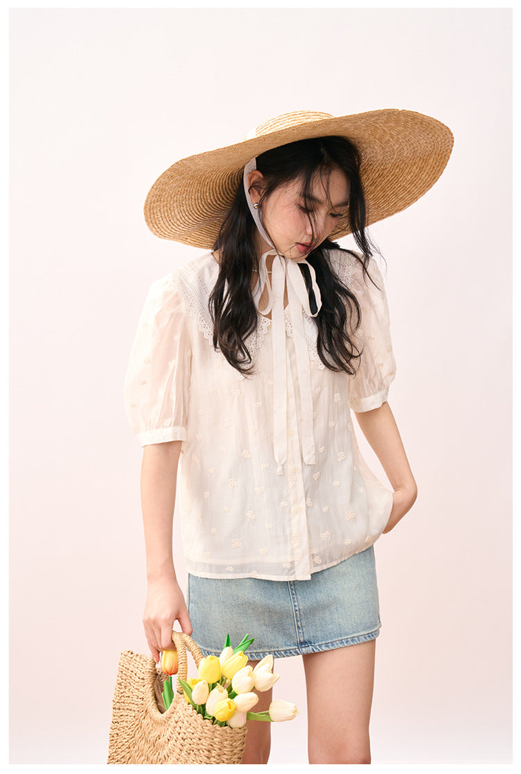 Embroidered Peter Pan Collar Puff Sleeve Blouse