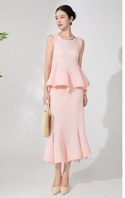 Two-Piece Ruffled Balloon Set – One Size