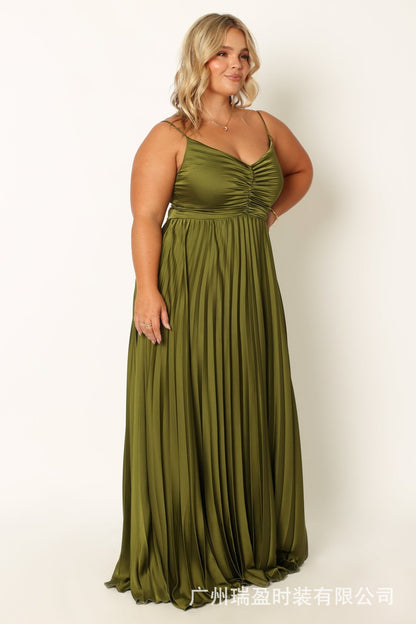 Elegant Pleated Backless Maxi Dress