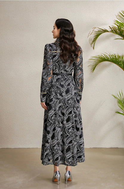 Beaded Lace Maxi Dress with Gold Trim – Elegant Retro Gown