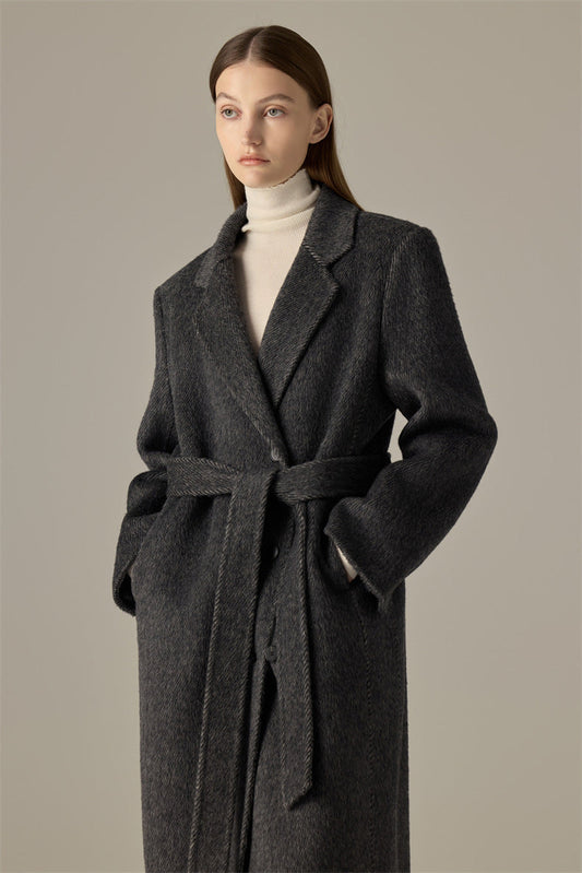 Cashmere Wool Structured Shoulder Coat – Timeless Elegance for Cold Days