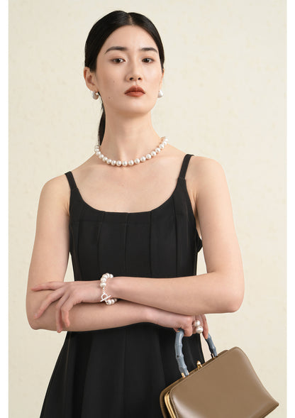 Noir Élise Square-Neck Midi Dress