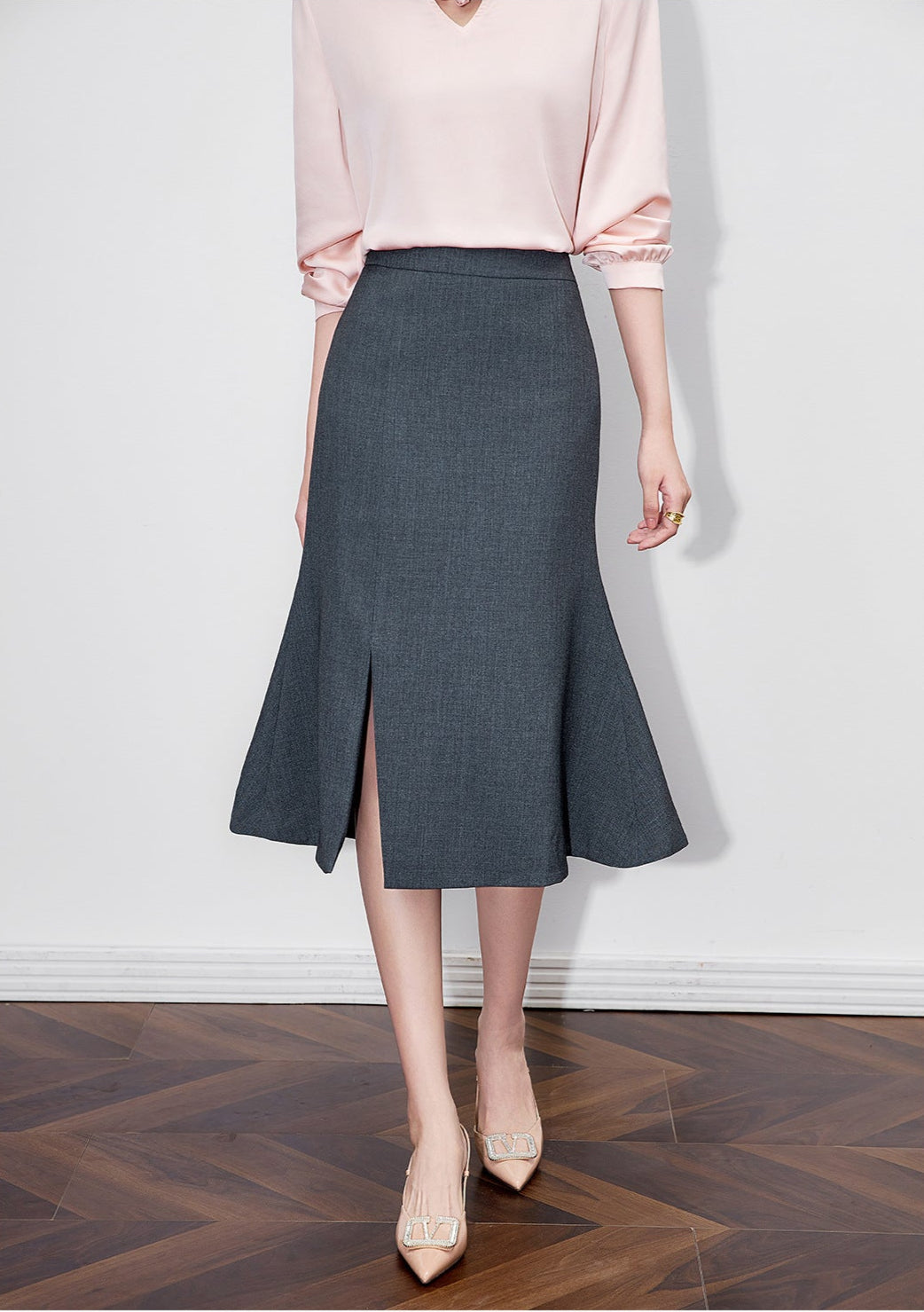 High-Waist Pencil Skirt – Elegant Tailored Mermaid Cut