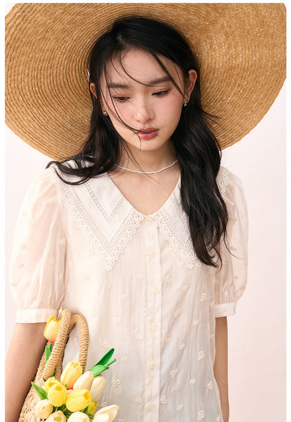 Embroidered Peter Pan Collar Puff Sleeve Blouse