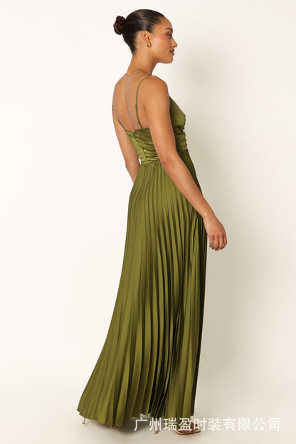 Elegant Pleated Backless Maxi Dress