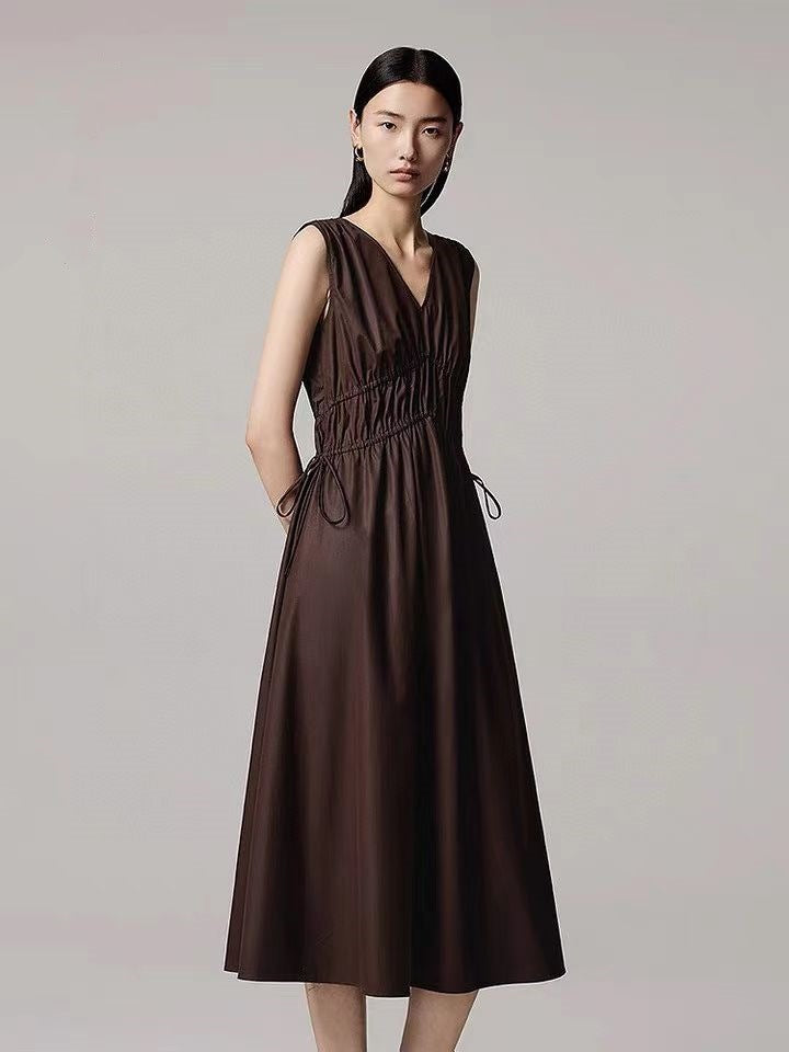 Pleated Brown V-Neck Sleeveless Midi Dress