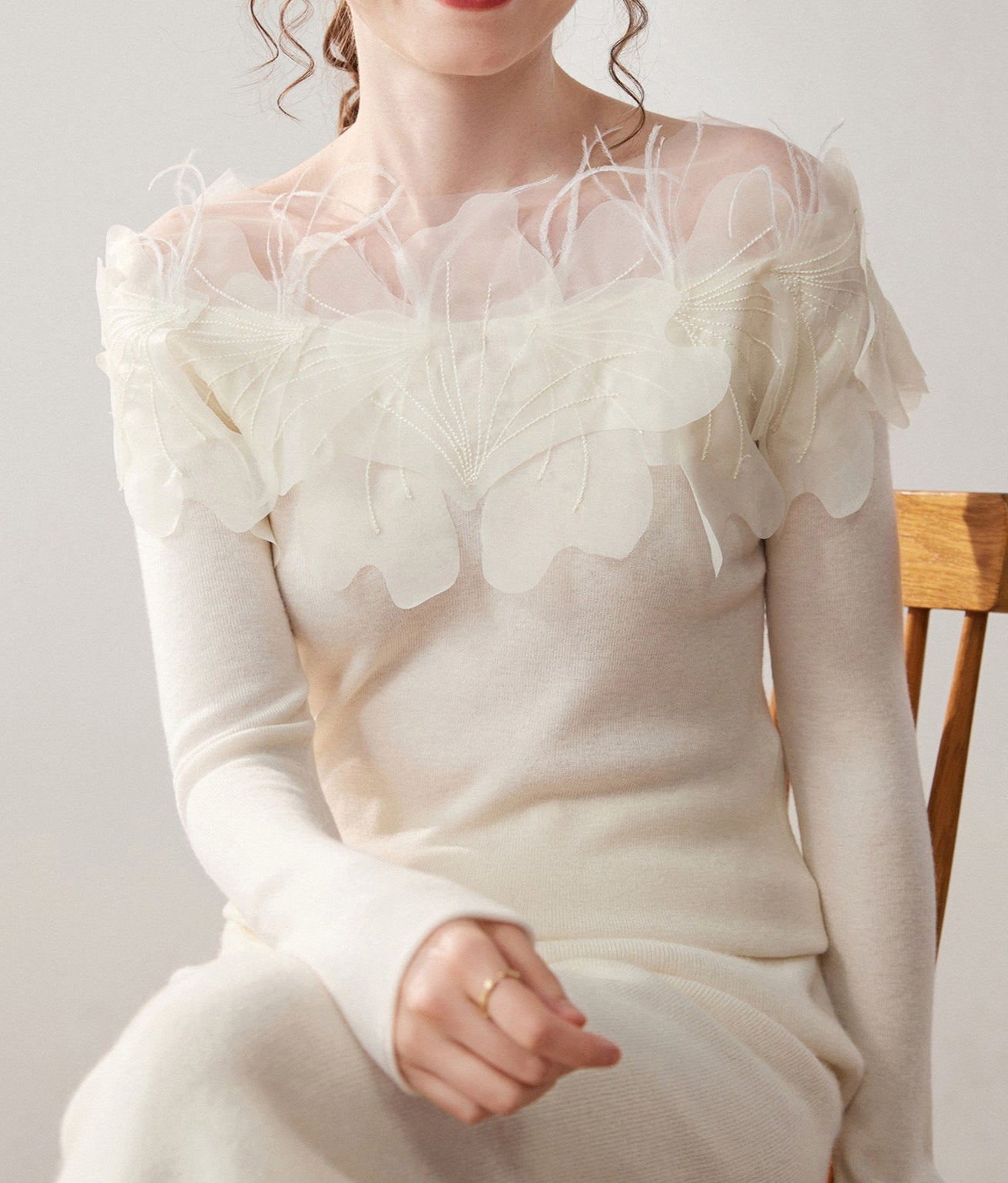 Hand-Embroidered Cashmere Sweater – One-Shoulder Floral & Feather Detail