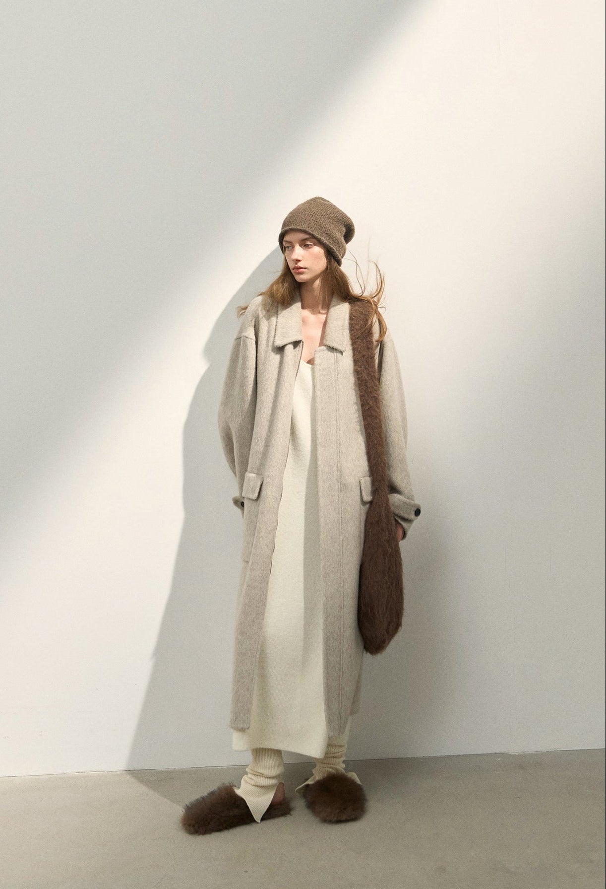 100% Wool Long Zip Coat – Timeless Warmth and Refined Simplicity