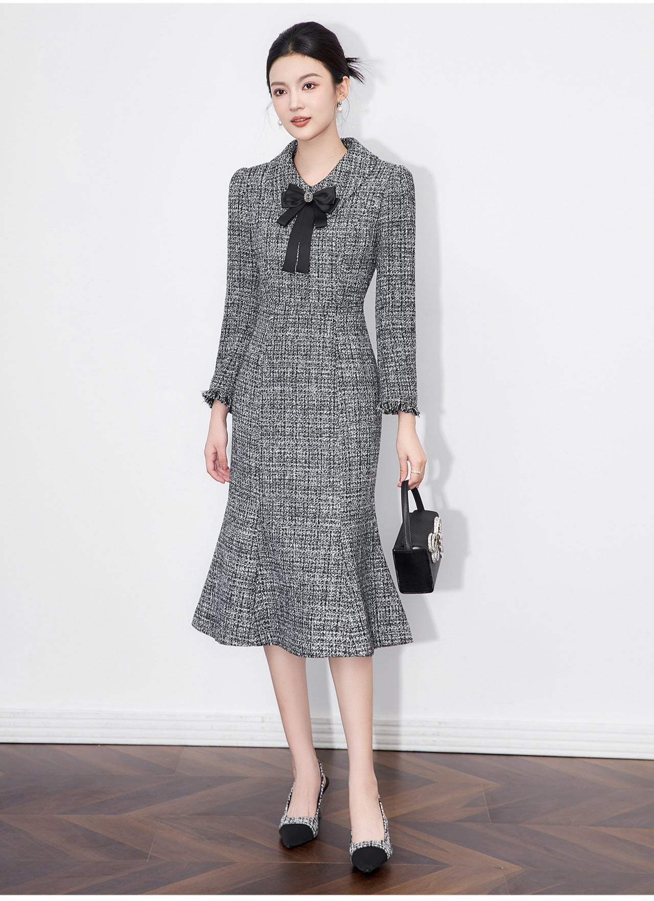 Chanel-Inspired Tweed Mermaid Dress – Elegant Slim Fit Long-Sleeve Design