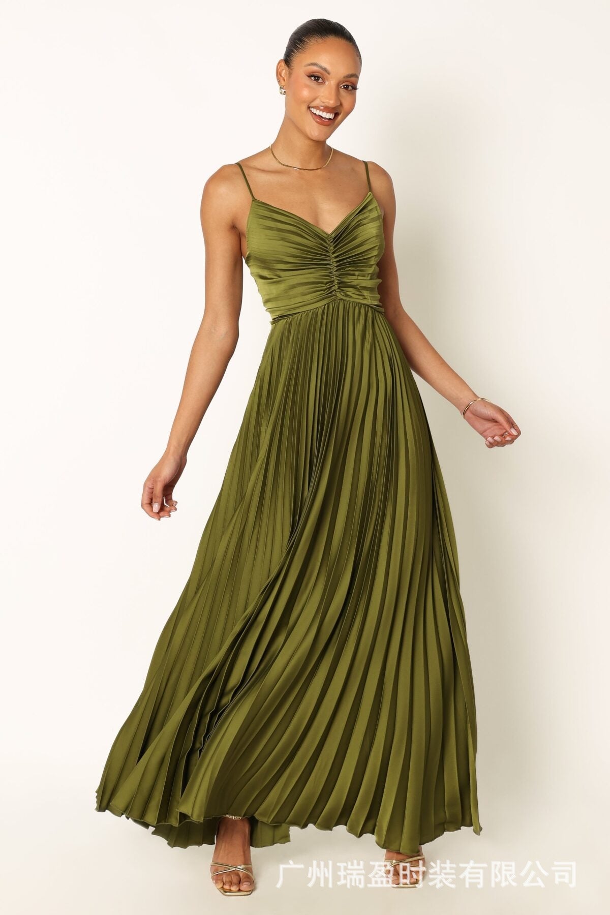 Elegant Pleated Backless Maxi Dress
