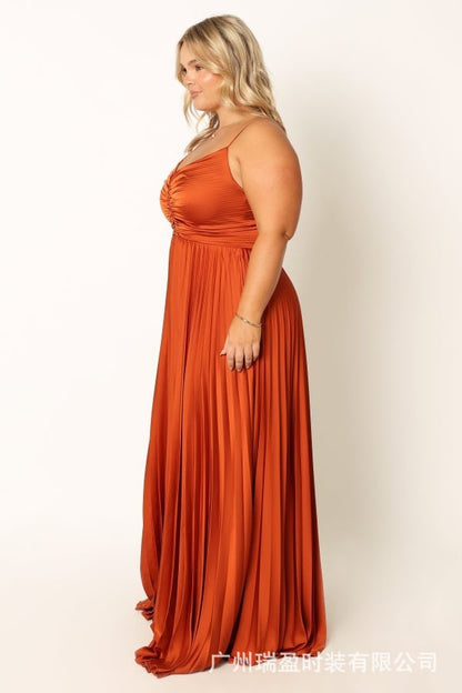 Elegant Pleated Backless Maxi Dress