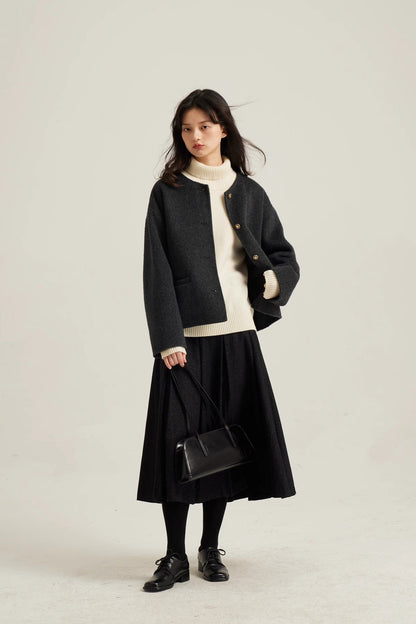 High-Quality Wool Short Coat – Elegant Round Neck Jacket