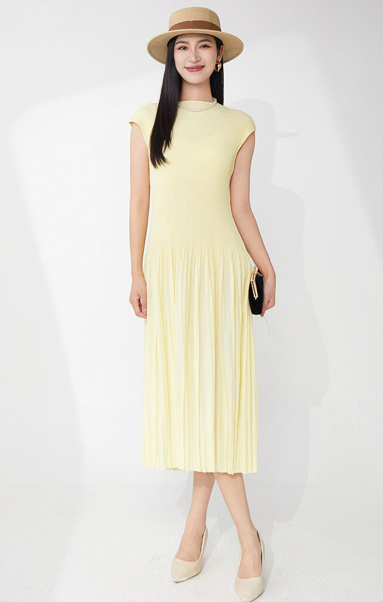 Everyday Pleated Midi Dress – Sleeveless Comfort Fit
