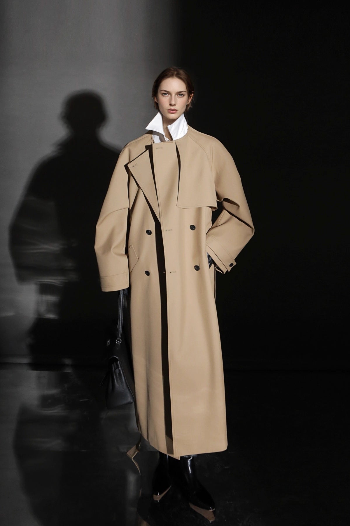 Minimalist Round Neck Wool Blend Trench Coat – Relaxed Fit